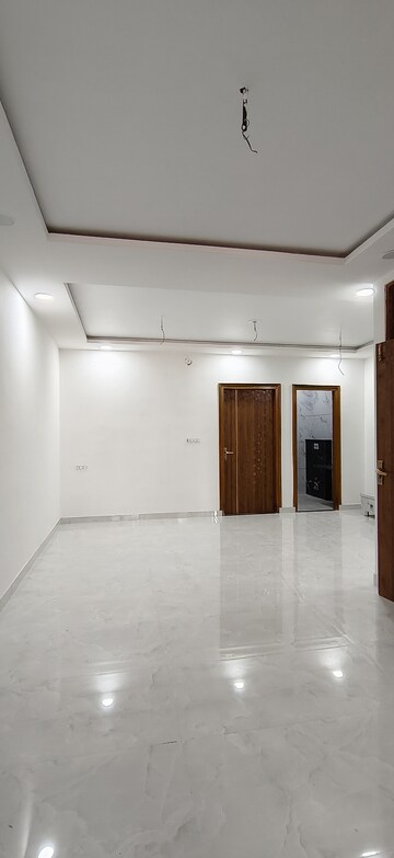 Room in 3.5 BHK Villa at Jagatpura – for Sale