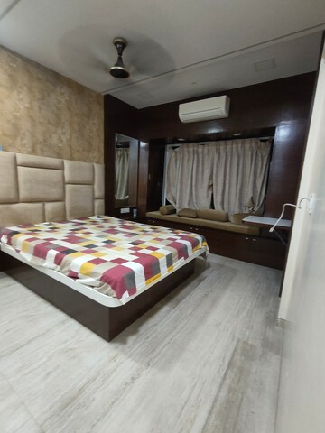 Bedroom in 2 BHK Apartment at New Dharmakshetra, Borivali West – for Rent