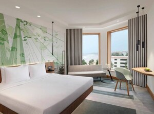 Bedroom in 4 BHK Apartment at Thakur Jewel Tower, Kandivali East – for Sale