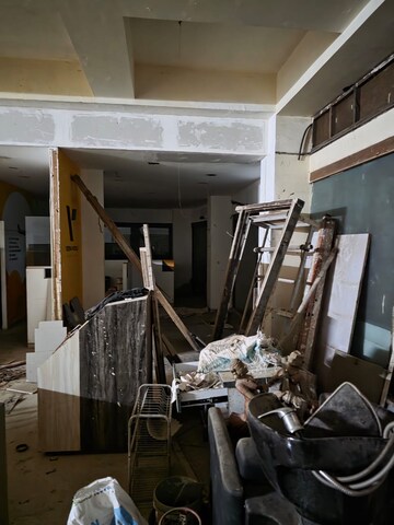 Floor Plan in  Showroom at Damodar Bhavan Vileparle, Vile Parle West – for Rent
