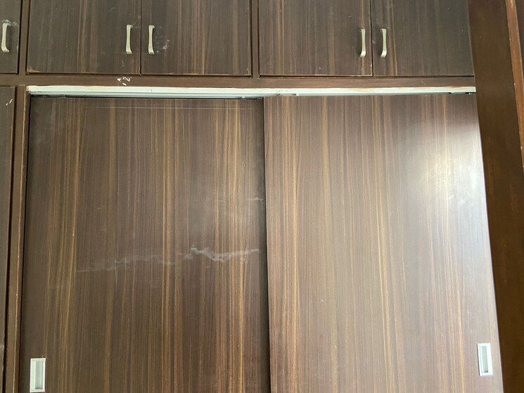 undefined, sector 17 3 Bedroom 200 Sq.Yd. Builder Floor In Sector 17 Panchkula 9175398