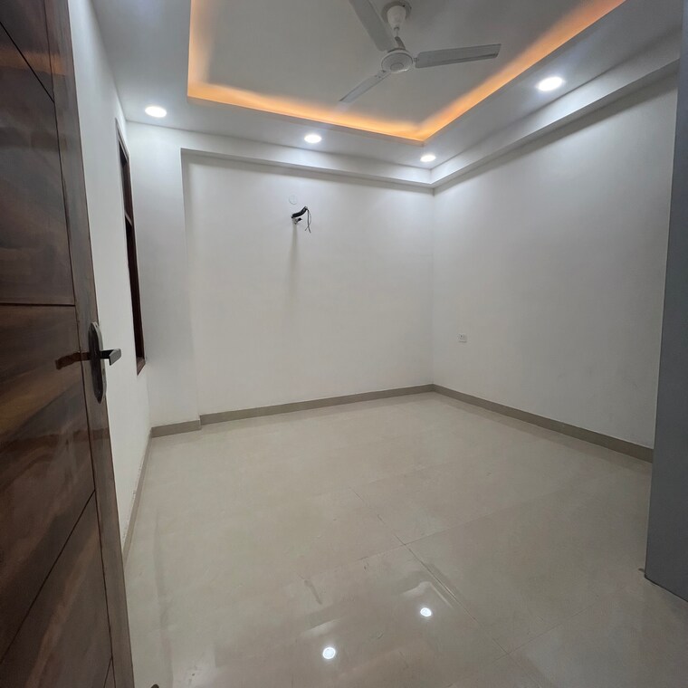 Kitchen, chattarpur 3 Bedroom 130 Sq.Yd. Builder Floor In Chattarpur Delhi 9175445