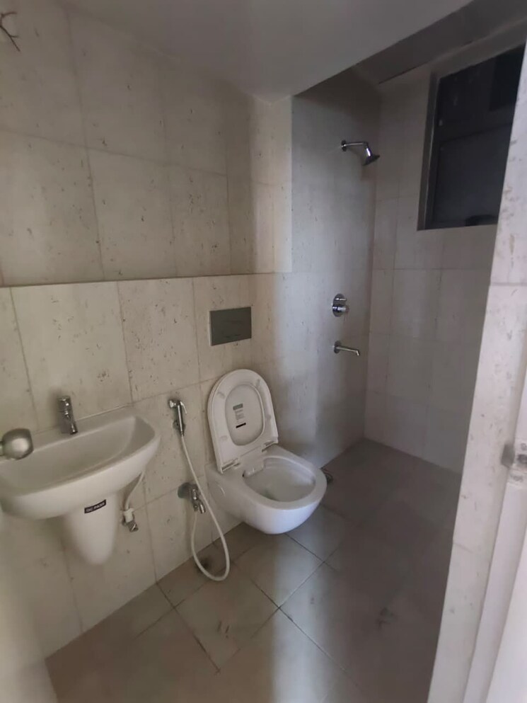 Bathroom, godrej-seven 2 Bedroom 891 Sq.Ft. Apartment In Joka Kolkata 9175443