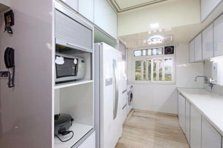 undefined, andheri west 4 Bedroom 2000 Sq.Ft. Apartment In Andheri West Mumbai 9175450