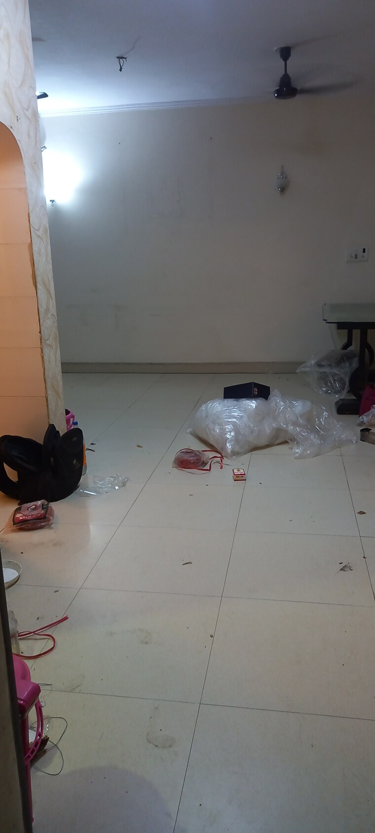 Living Room, ip extension 2 Bedroom 1000 Sq.Ft. Apartment In Ip Extension Delhi 9175456