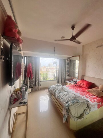 Bedroom in 1 BHK Apartment at Andheri West – for Rent