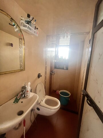Bathroom in 1 BHK Apartment at Andheri West – for Rent