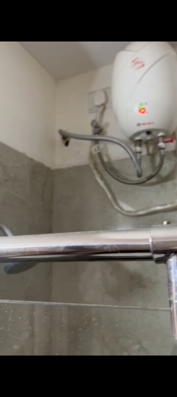 Furnished Amenities in 2 BHK Apartment at LnT Realty Crescent Bay, Parel – for Rent