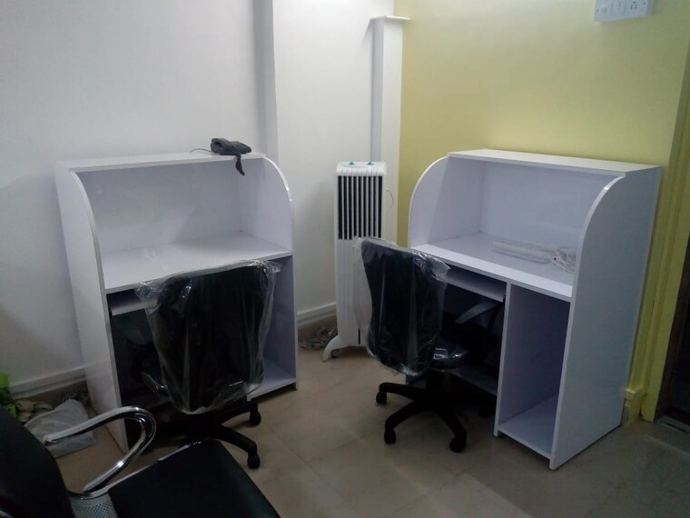 Team Area, andheri west Commercial Office Space 700 Sq.Ft. In Andheri West Mumbai 9175464