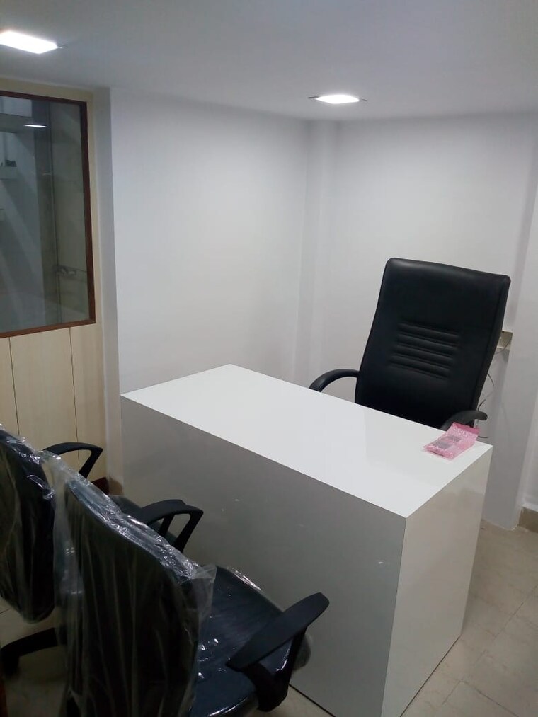 Team Area, andheri west Commercial Office Space 700 Sq.Ft. In Andheri West Mumbai 9175464