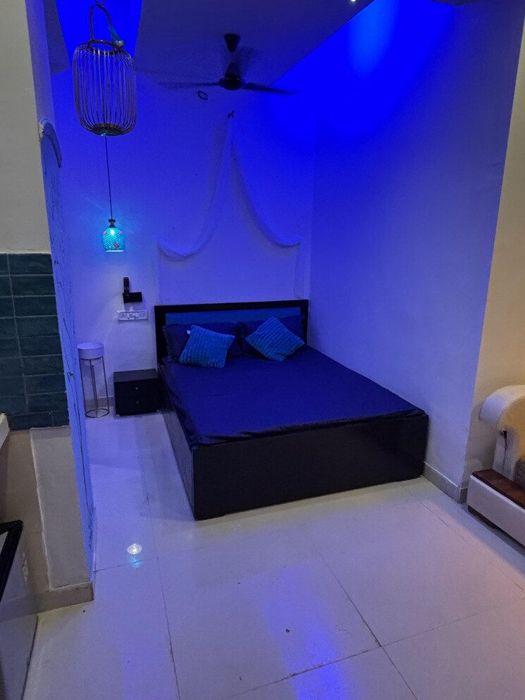 Team Area, andheri west Commercial Office Space 450 Sq.Ft. In Andheri West Mumbai 9175470