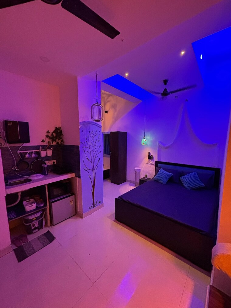 Living Room, andheri west Commercial Office Space 450 Sq.Ft. In Andheri West Mumbai 9175470