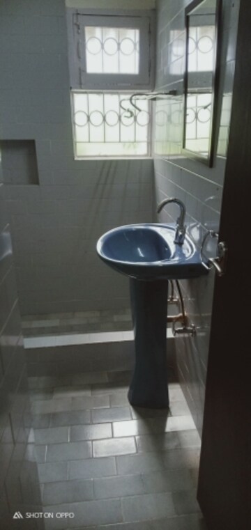 Bathroom in 3 BHK Apartment at DDA Rosewood Apartments, Vasant Kunj – for Rent