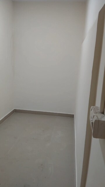 Room in  Warehouse at Goregaon West – for Rent