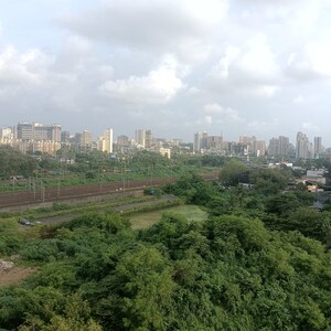 Plot Area in 2 BHK Apartment at Sunteck City Avenue 4, Goregaon West – for Rent