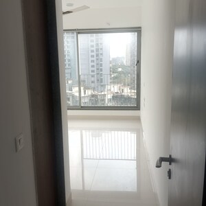 Room in 2 BHK Apartment at Sunteck City Avenue 4, Goregaon West – for Rent