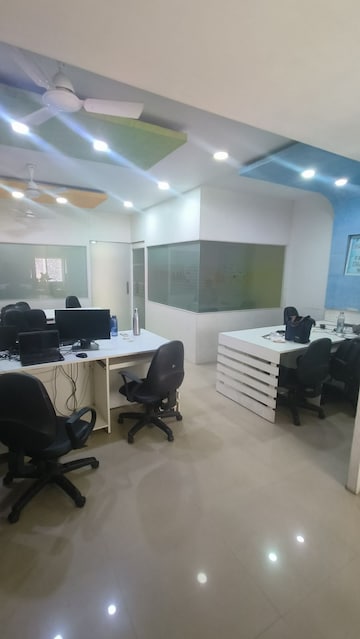  Office Space For Rent in Alkapuri