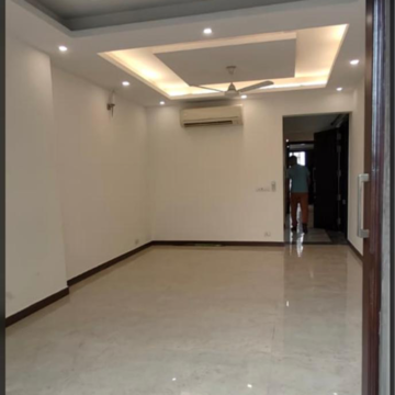 Room in 3 BHK Builder Floor at Boutique Residential Apartments C-220, Sarvodaya Enclave – for Rent