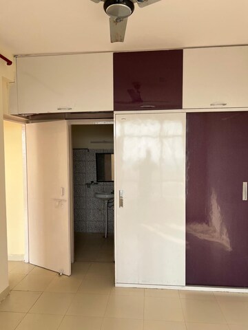 Room in 2 BHK Apartment at Breez Global Heights, Sohna Sector 33 – for Rent