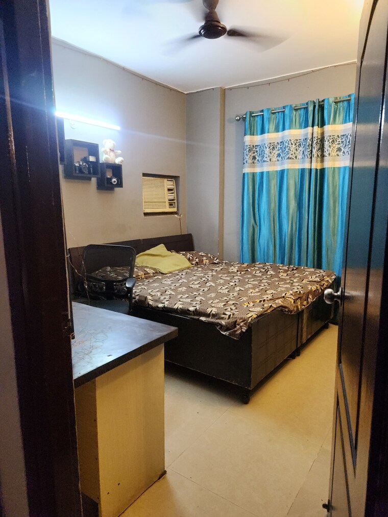 Bedroom, antriksh-golf-view 2 Bedroom 1010 Sq.Ft. Apartment In Sector 78 Noida 9175519