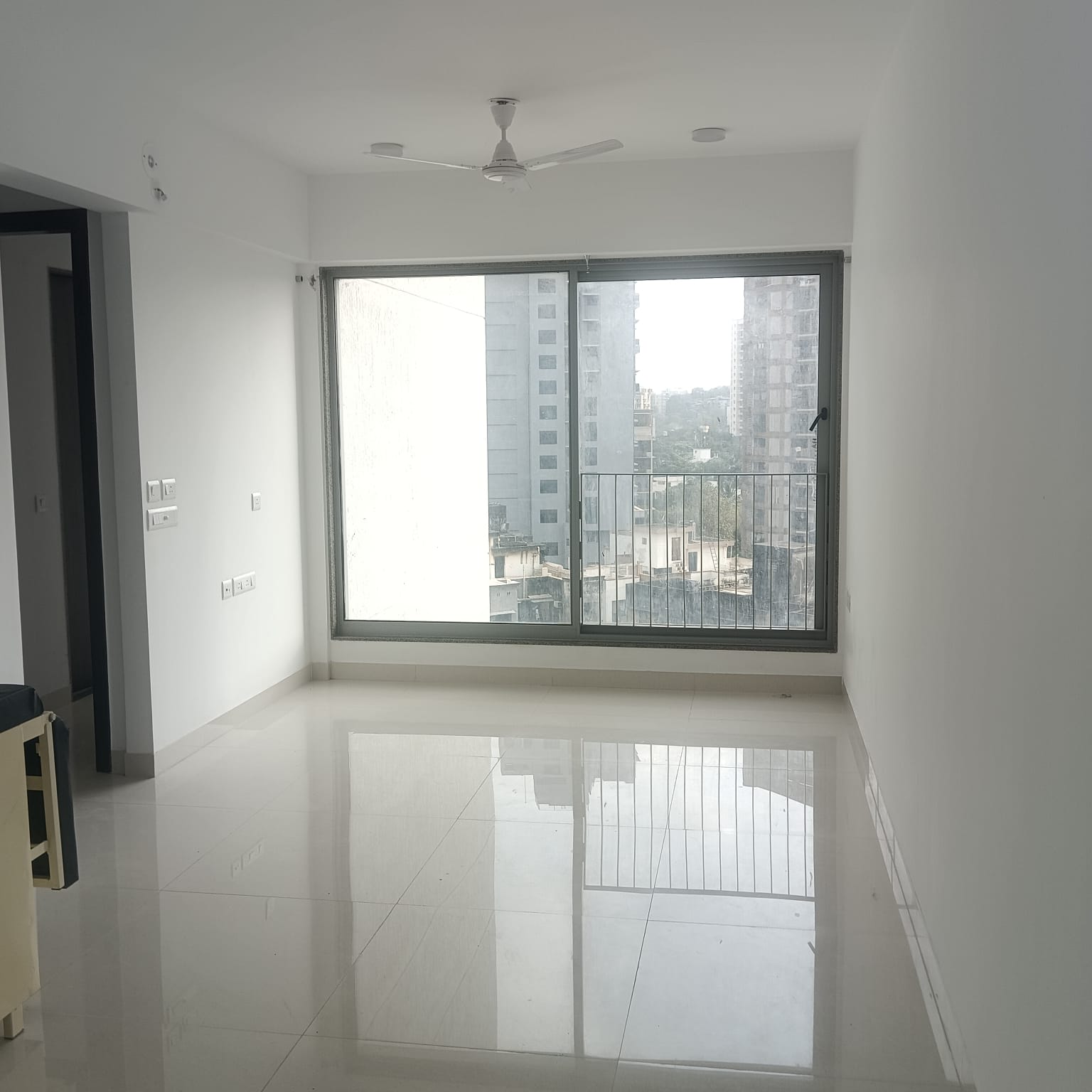 2 BHK Apartment For Sale in Sunteck City Avenue 4