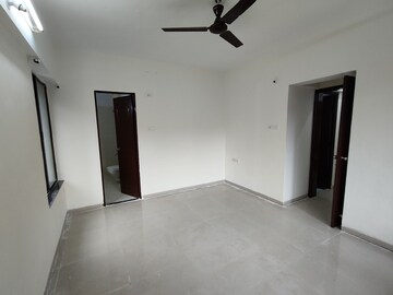 Room in 2 BHK Apartment at VTP Urban Nirvana, Kharadi – for Rent