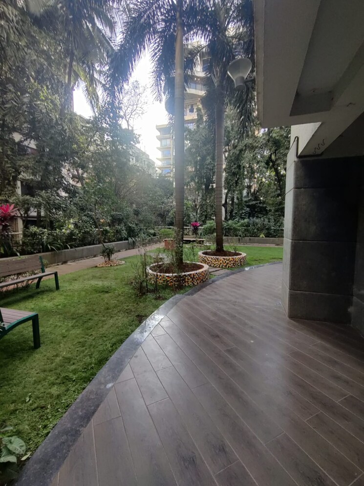Garden, evershine-jewel 6 Bedroom 3500 Sq.Ft. Apartment In Khar West Mumbai 9175587