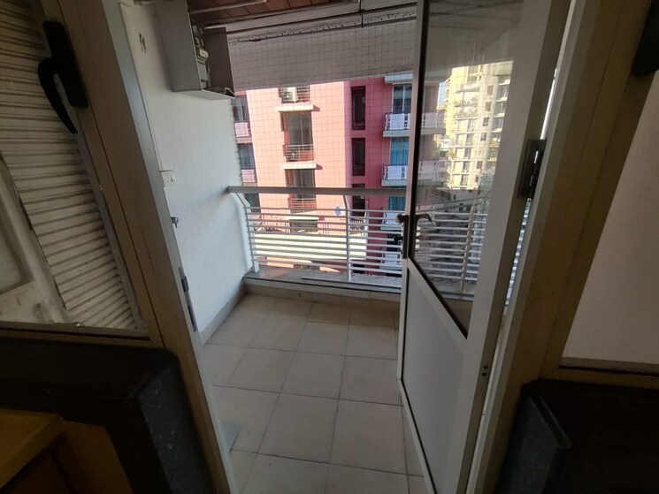 Balcony, evershine-jewel 6 Bedroom 3500 Sq.Ft. Apartment In Khar West Mumbai 9175587