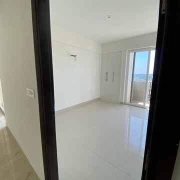 3 BHK Apartment For Rent in Artique Uptown Skylla, International Airport Road