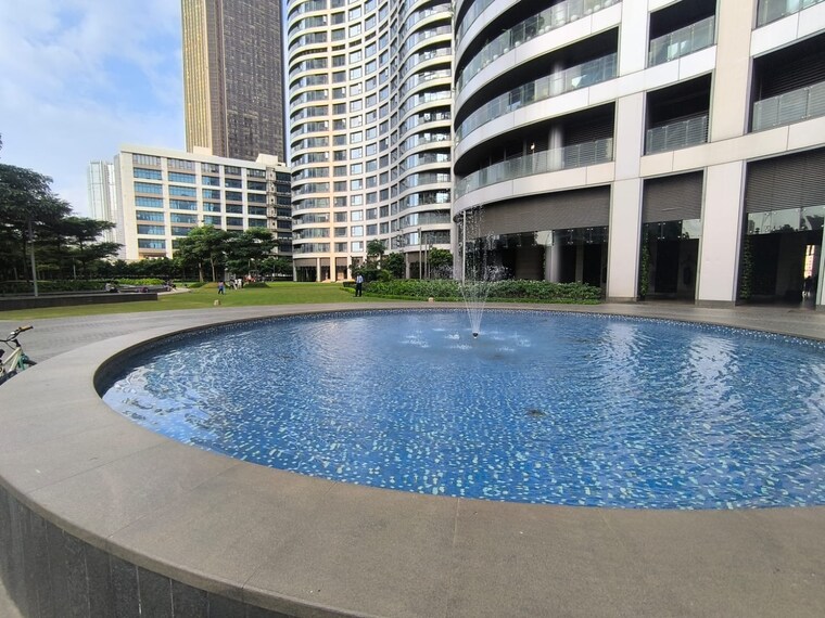 Swimming Pool, lodha-world-view 3 Bedroom 1750 Sq.Ft. Apartment In Worli Mumbai 9175654