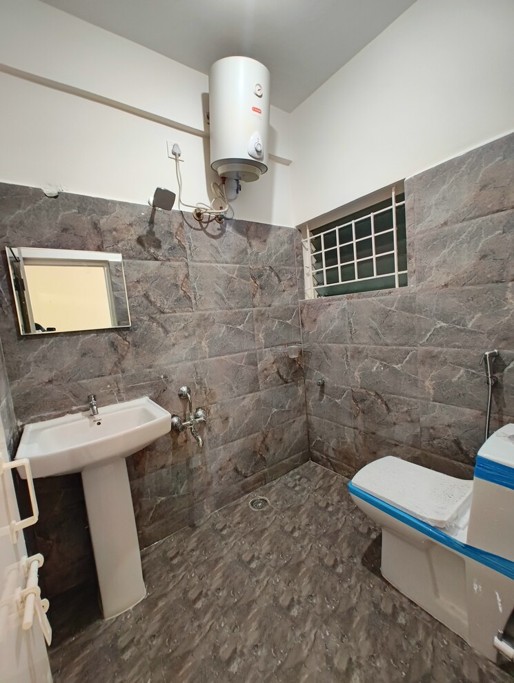 Team Area, dsr-divine 2 Bedroom 1200 Sq.Ft. Builder Floor In New Thippasandra Bangalore 9175653