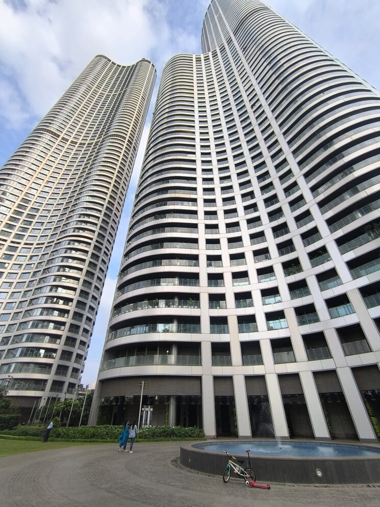 Exterior View, lodha-world-crest 3 Bedroom 1880 Sq.Ft. Apartment In Worli Mumbai 9175658