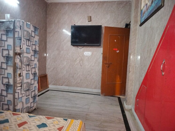 Room, sarita vihar 1 Bedroom 450 Sq.Ft. Apartment In Sarita Vihar Delhi 9175657