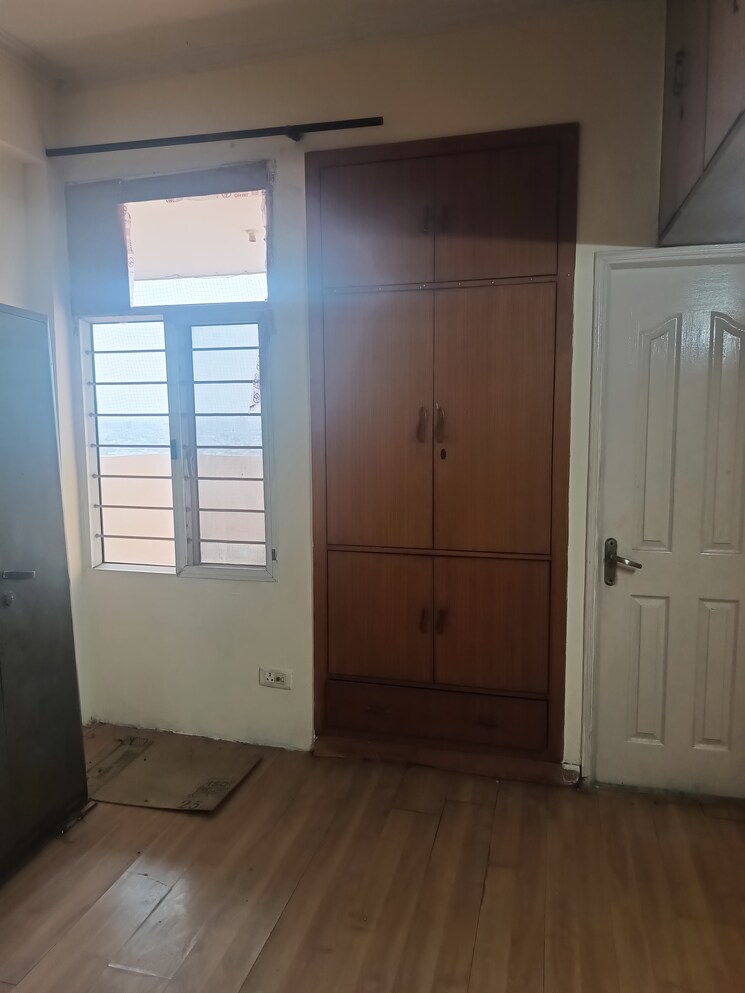 Kitchen, windsor-and-nova-society 2 Bedroom 1000 Sq.Ft. Apartment In Ahinsa Khand 2 Ghaziabad 9175676