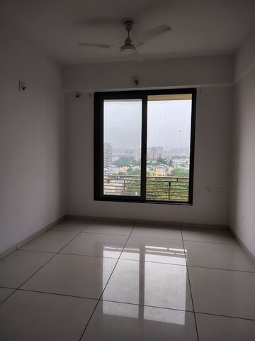 Room in 3 BHK Apartment at Kavisha C3 Celebration City Center, South Bopal – for Rent
