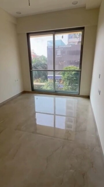 Room in 4 BHK Apartment at Raj Yashwant Prestige, Virar West – for Sale