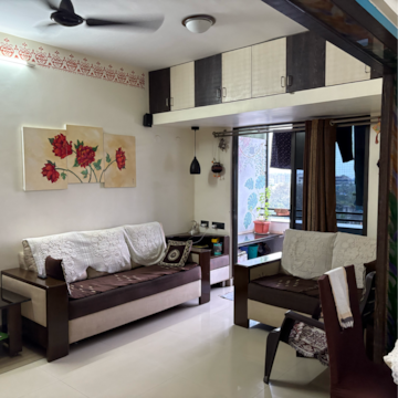 Living Room in 2 BHK Apartment at Treasure Park, Walvekar Nagar – for Sale