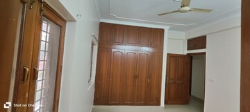 Furnished Amenities in 3 BHK Independent House at Sector 52 – for Rent