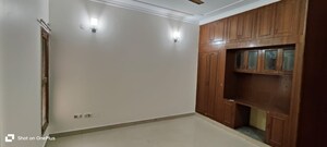 Room in 3 BHK Independent House at Sector 52 – for Rent