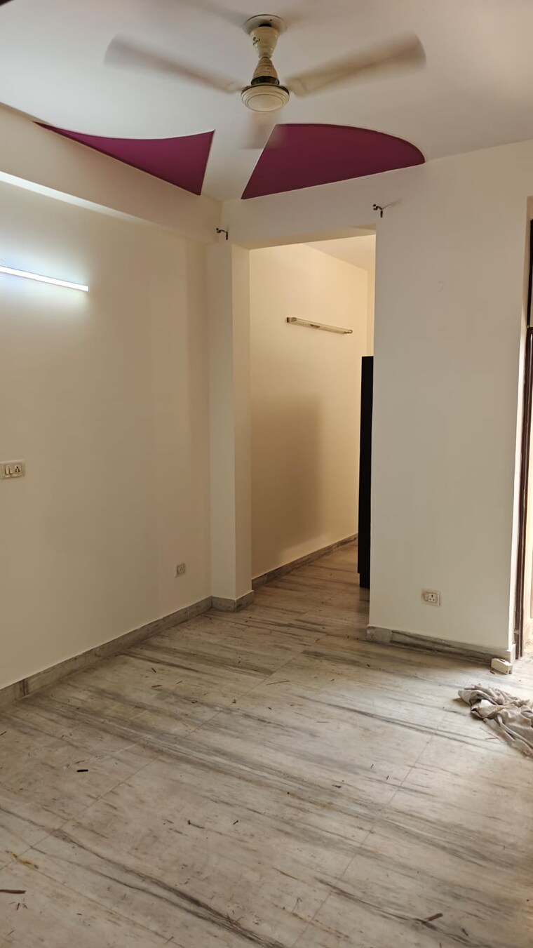 Room, tulip-mall 3 Bedroom 1450 Sq.Ft. Builder Floor In Sector 46 Noida 9175760