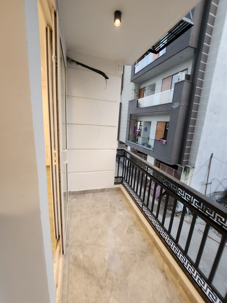 Balcony, vasant kunj 3 Bedroom 1800 Sq.Ft. Builder Floor In Vasant Kunj Delhi 9175768