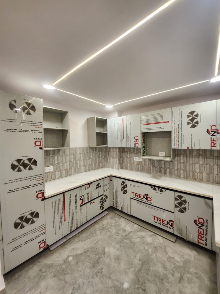 Kitchen, vasant kunj 3 Bedroom 1800 Sq.Ft. Builder Floor In Vasant Kunj Delhi 9175768