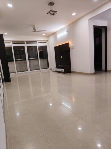 Room in 3 BHK Apartment at Indu Fortune Fields Gardenia, Hi Tech City – for Rent