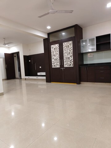 Room in 3 BHK Apartment at Indu Fortune Fields Gardenia, Hi Tech City – for Rent