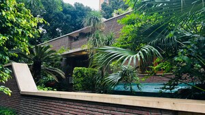 6 BHK Villa – Exterior View View at Neeti Bagh - for Sale