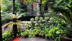 6 BHK Villa – Garden View at Neeti Bagh - for Sale