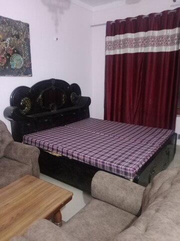 Bedroom in 2 BHK Builder Floor at Sector 11 – for Rent