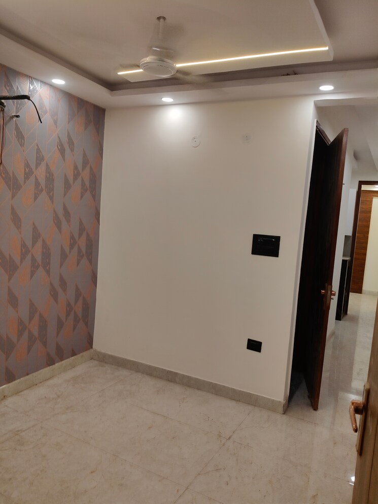 Room, govindpuri 1.5 Bedroom 380 Sq.Ft. Builder Floor In Govindpuri Delhi 9175818
