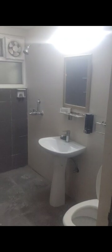 Bathroom in 3 BHK Apartment at Paramount Emotions, Sector 1 Greater Noida – for Rent