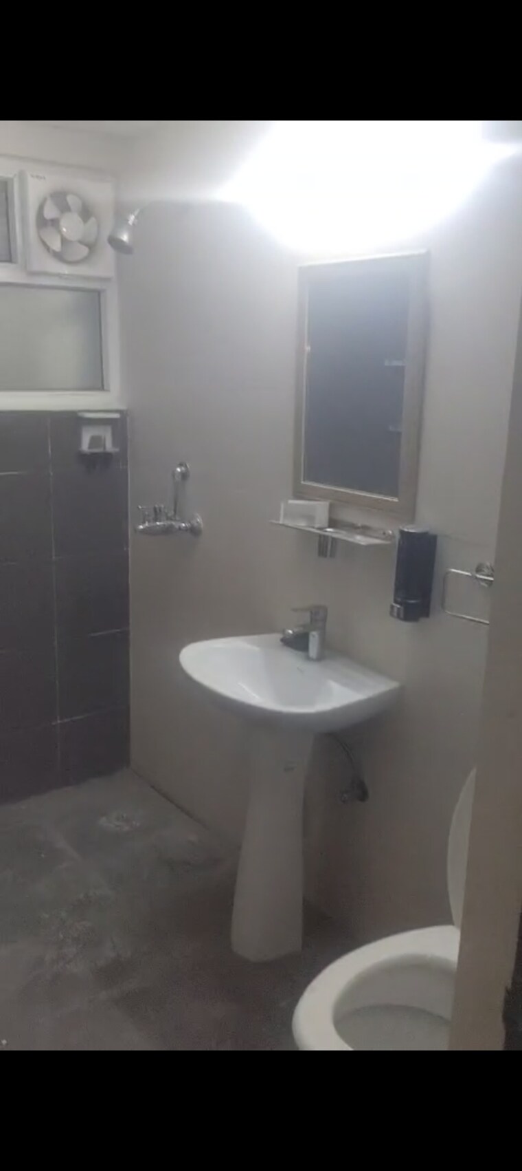 Bathroom, paramount-emotions 3 Bedroom 1380 Sq.Ft. Apartment In Sector 1 Greater Noida Greater Noida 9175821